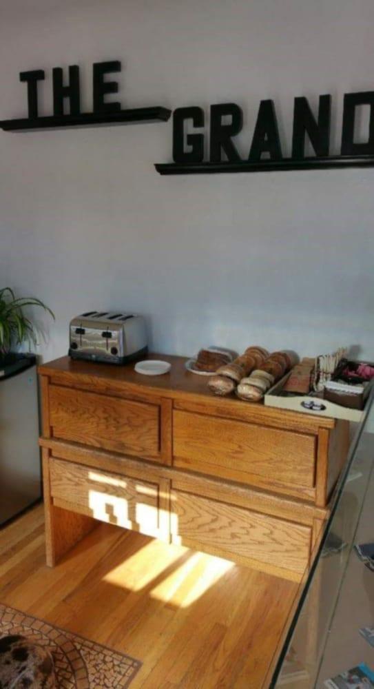 Grand Motel photo 2