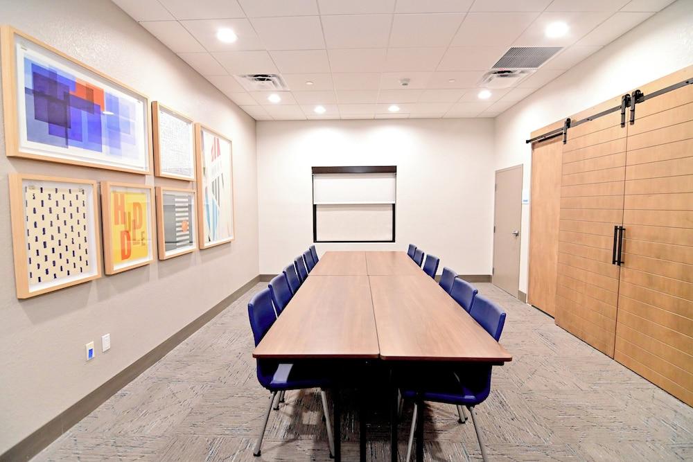 Holiday Inn Express & Suites Palm Coast I95 by IHG photo 3