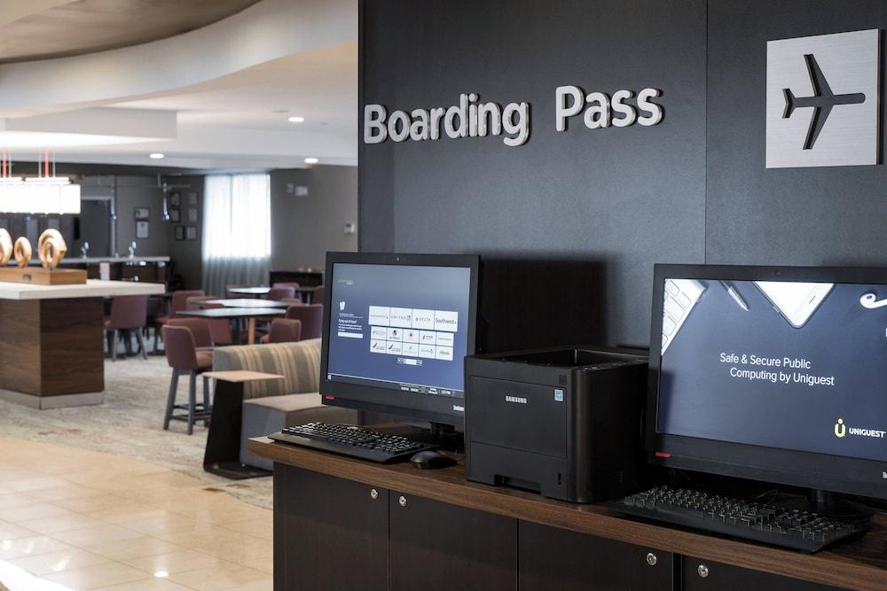 Courtyard by Marriott West Orange photo 25