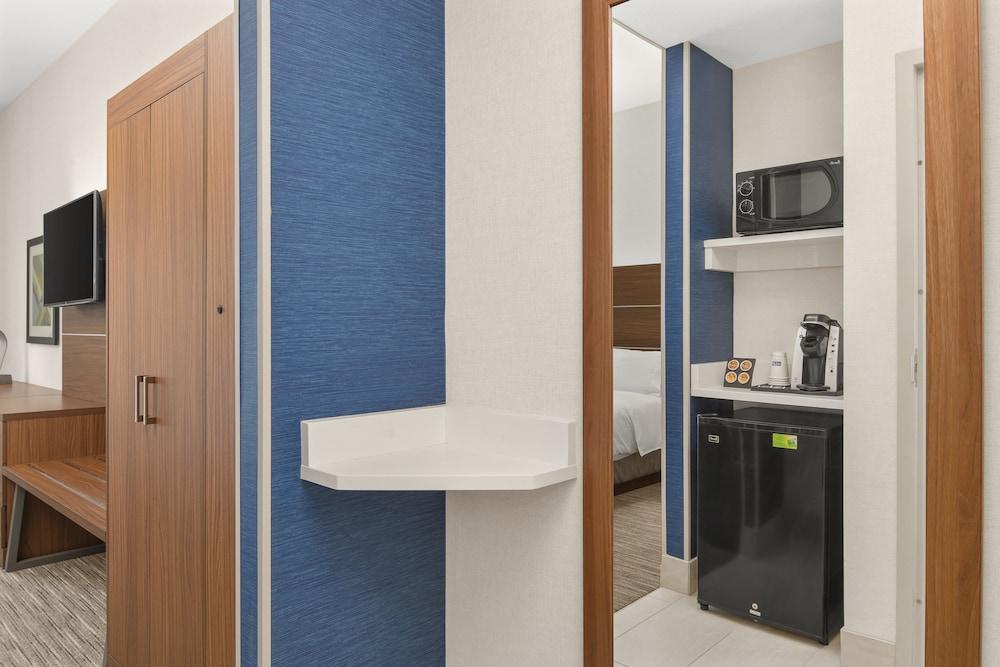 Holiday Inn Express Hotel Sacramento Airport Natomas by IHG photo 6