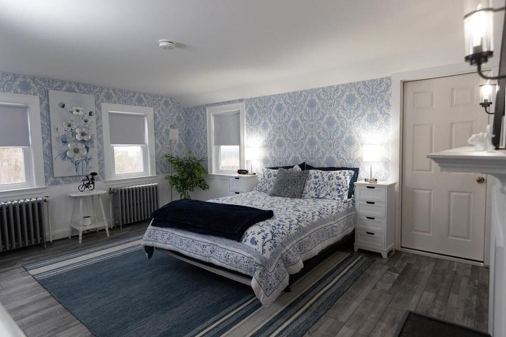 Blue Bear Inn photo 84