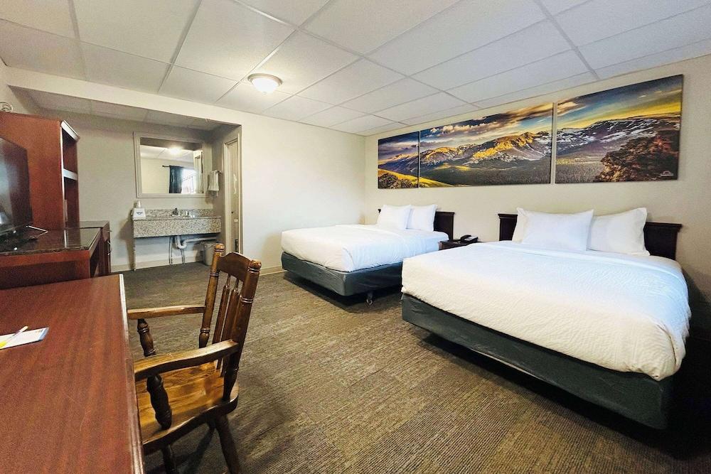 Days Inn by Wyndham Wheatland photo 13