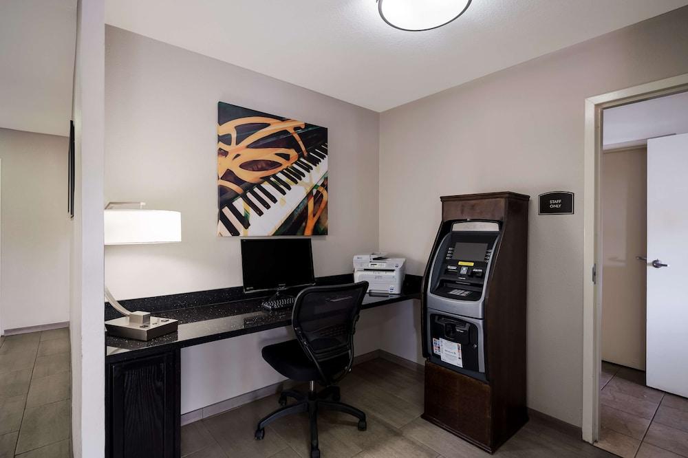 Best Western Minden Inn photo 24