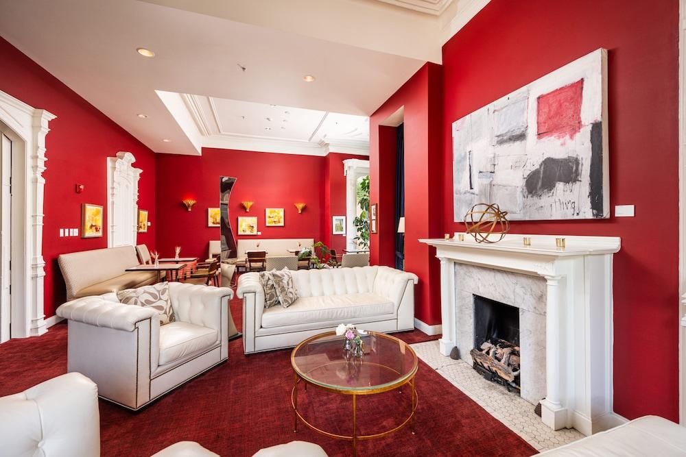 The Mansion On Delaware Ave photo 2