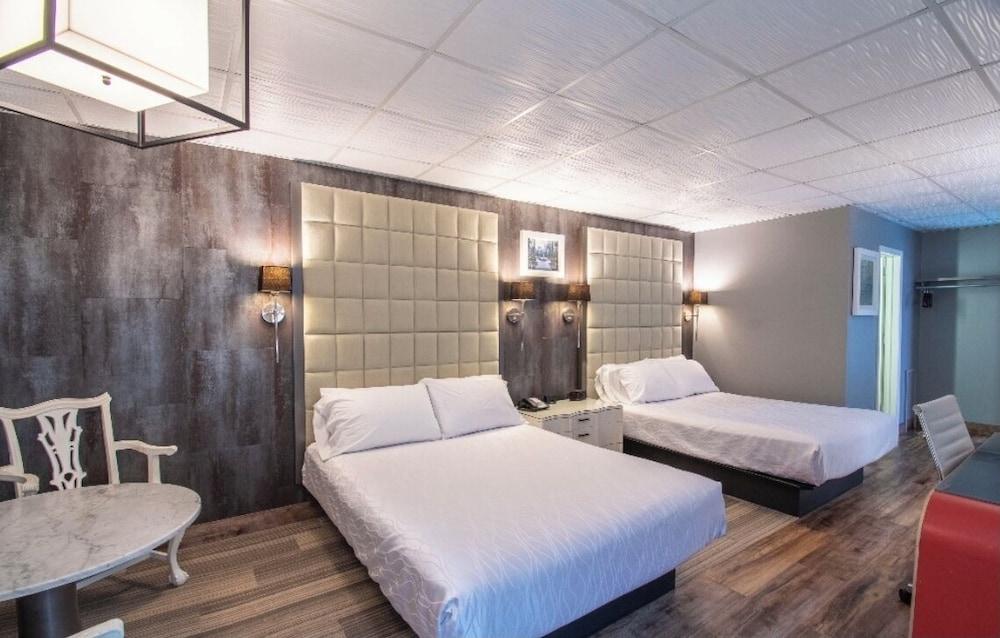 The Androy Hotel - Superior Duluth photo 6
