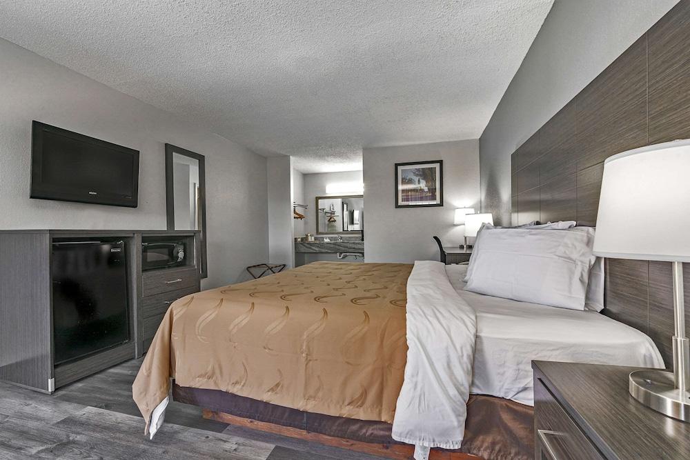 Quality Inn photo 21