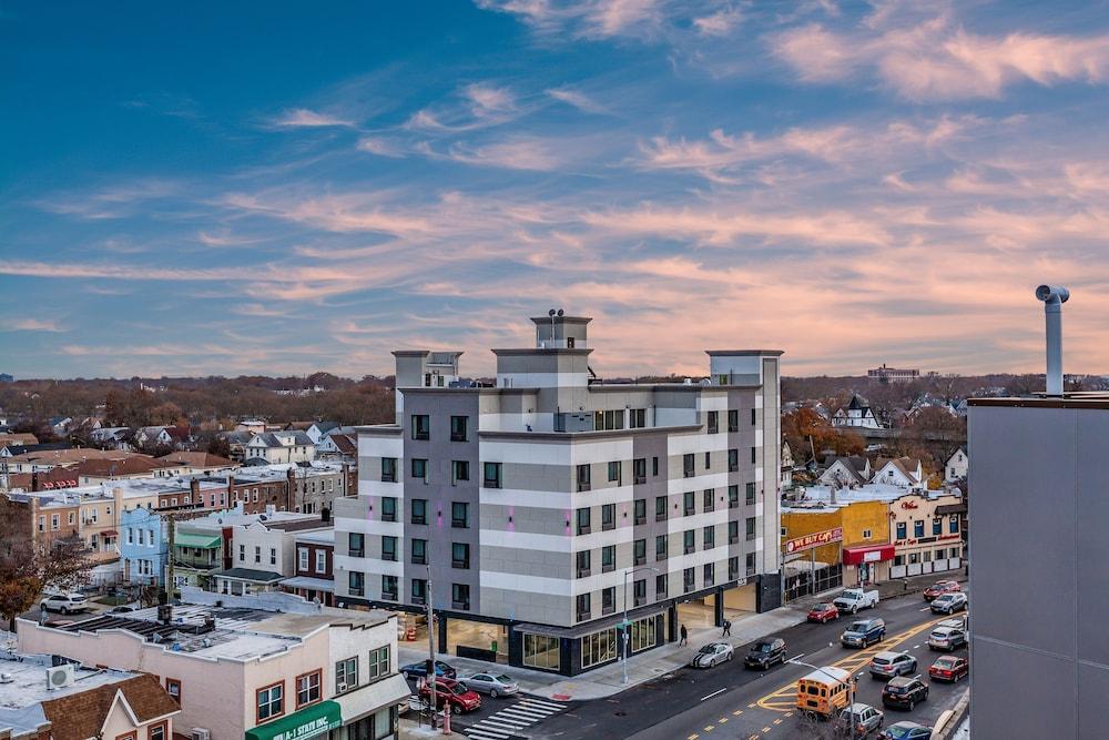 Van Wyck Hotel & Suites Near JFK Airport photo 33