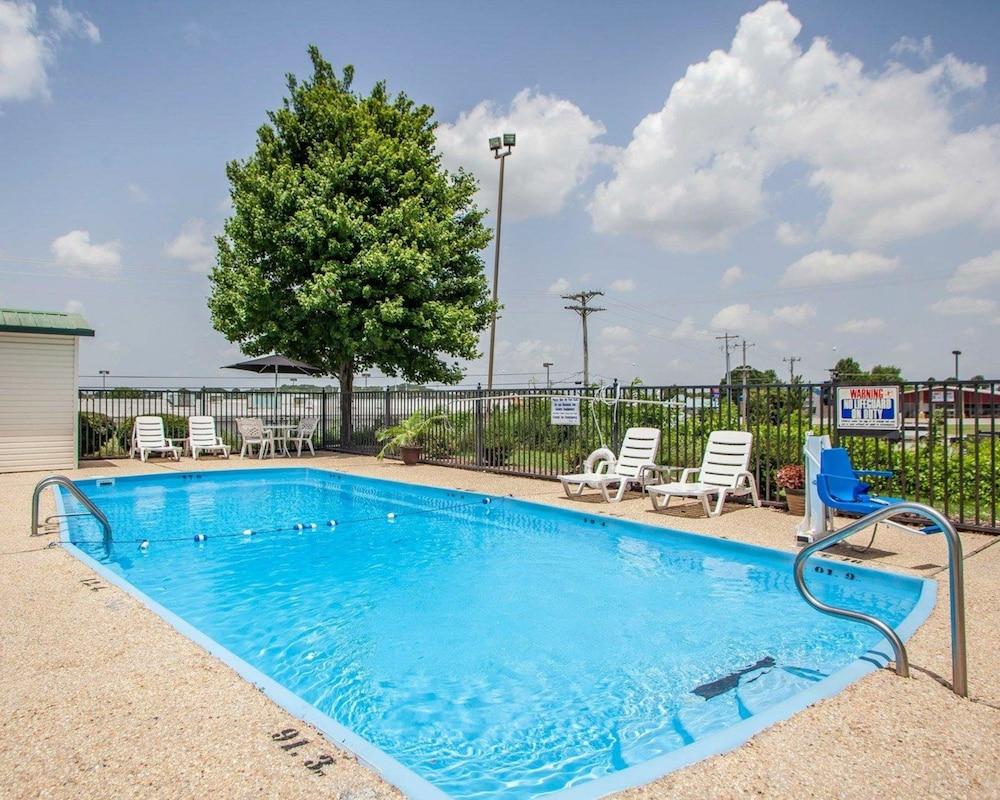 Quality Inn Florence Muscle Shoals photo 29