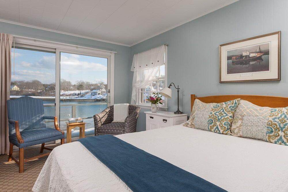 Dockside Guest Quarters & Restaurant photo 25