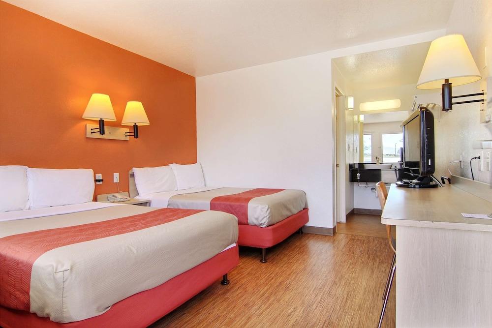 Motel 6 San Angelo, TX photo 8