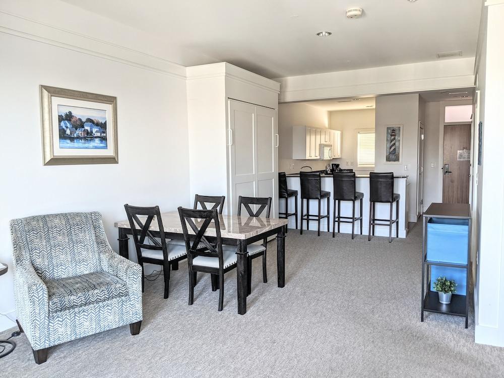 Village Suites Bay Harbor photo 31