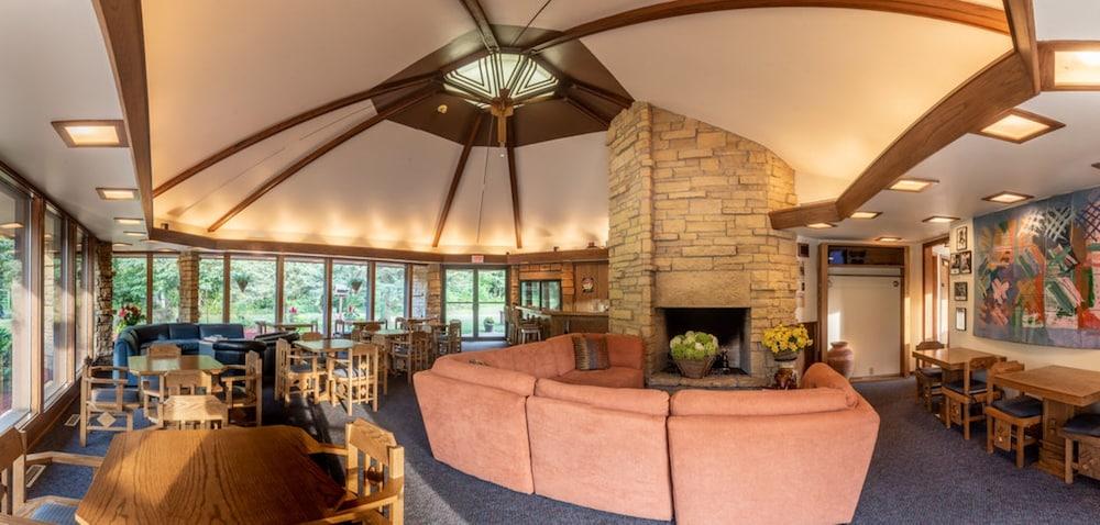 Spring Valley Inn photo 33