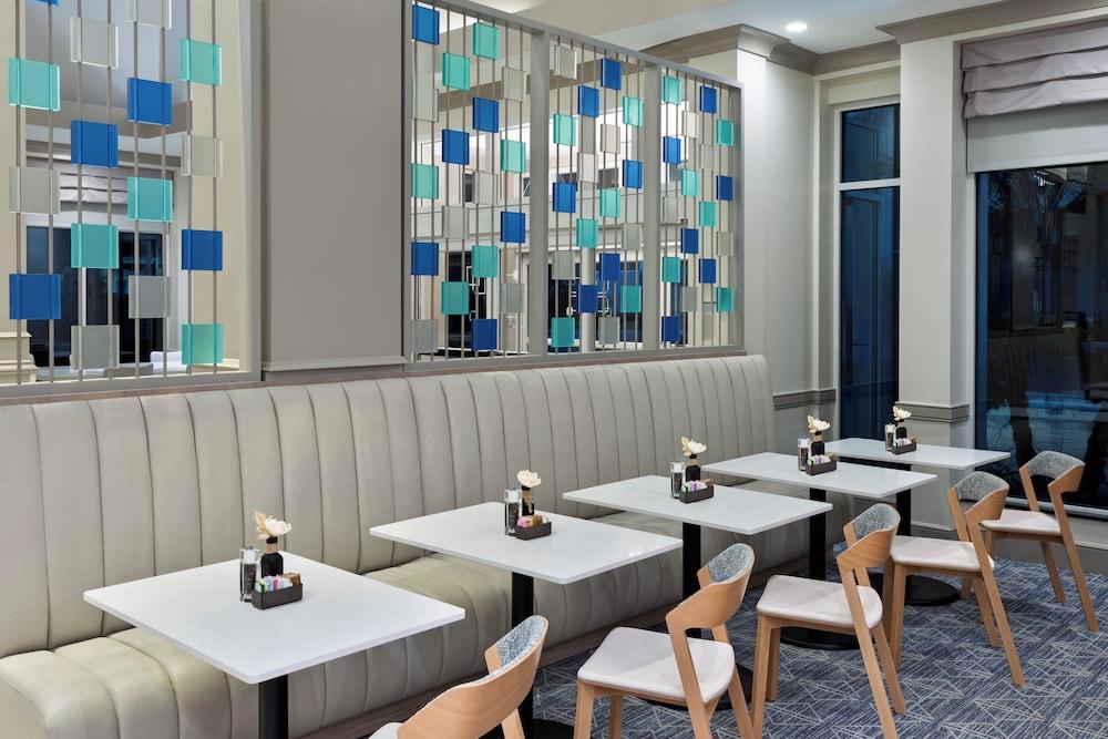 Hilton Garden Inn Tampa Airport Westshore photo 36