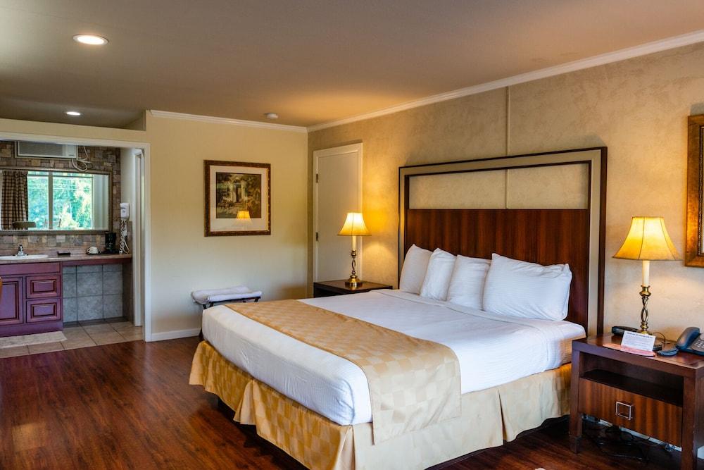 Townsend Gateway Inn photo 14