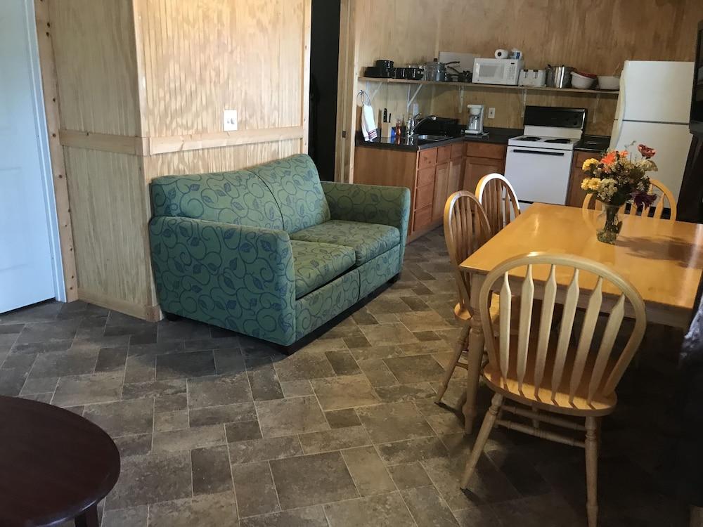 Tanglewood Lodge photo 16