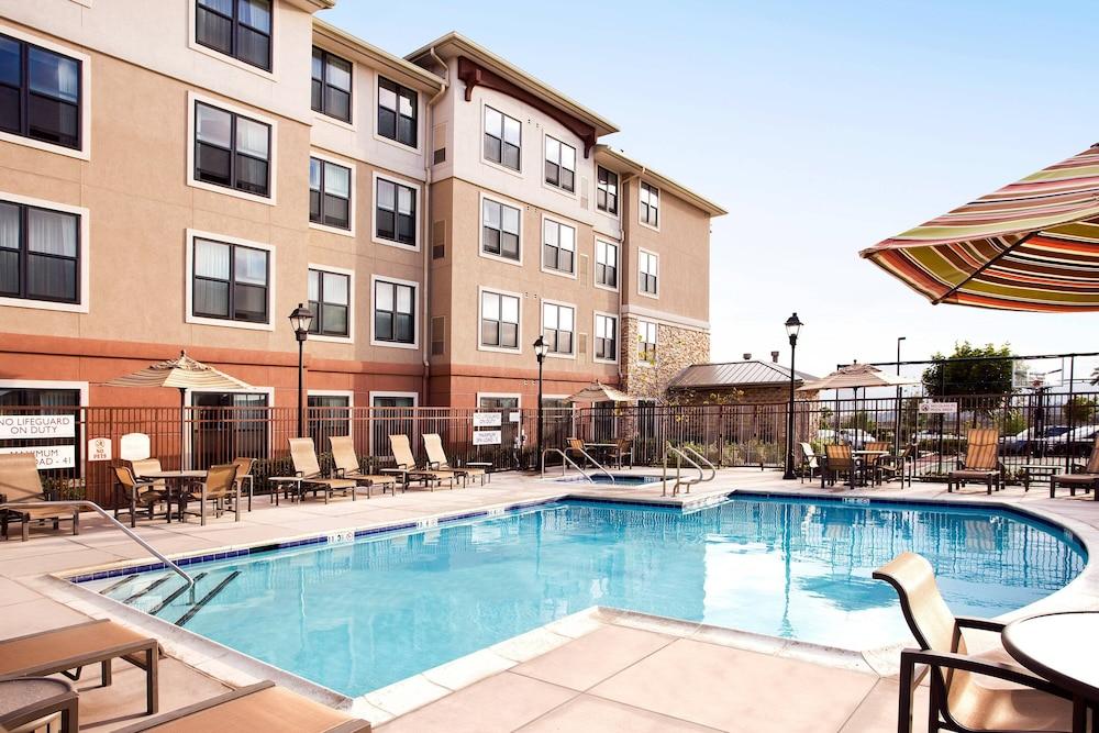 Residence Inn by Marriott San Diego Oceanside photo 10
