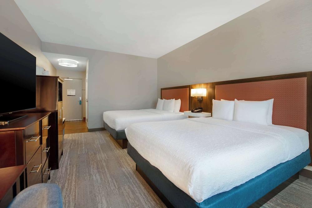 Hampton Inn & Suites Harvey/New Orleans West Bank photo 13