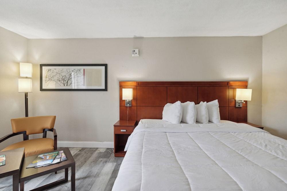 Miami Suites Hotel photo 23