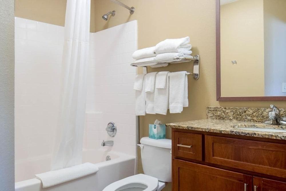 Western Slope suites photo 22