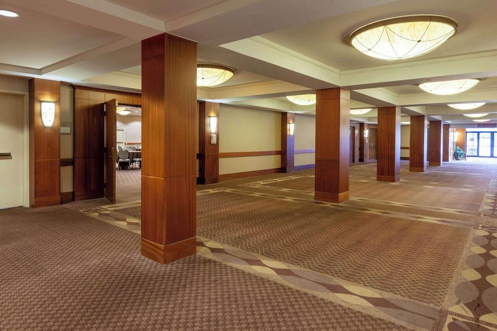 Randolph Hotel Liverpool/Syracuse/Airport West, Trademark photo 21
