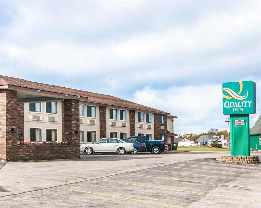 Quality Inn Saint Ignace I-75 — hotel in St Ignace
