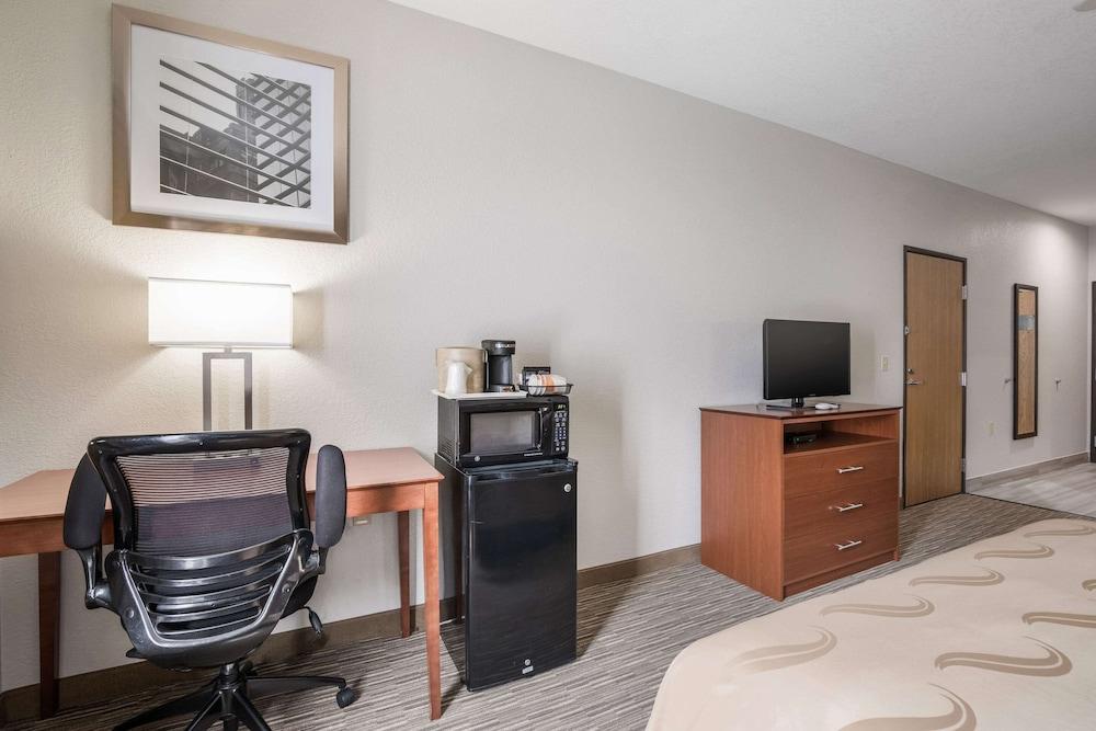 Quality Inn & Suites Lodi I-90 photo 6