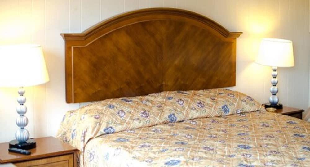 Lee High Inn photo 10