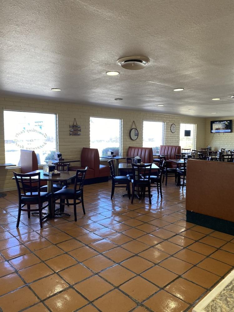 Champions Inn photo 20