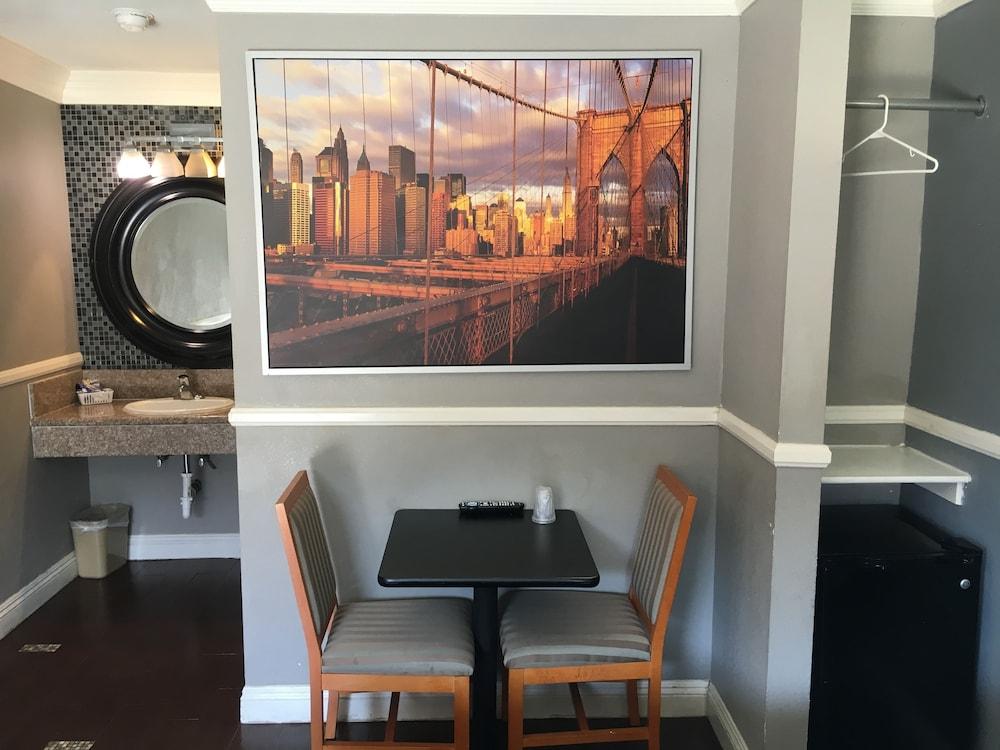 Hotel Salina Long Beach photo 7