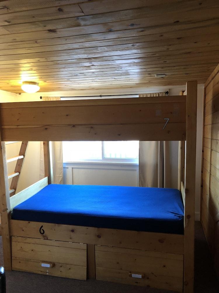Estes Park Adventure Hostel photo 28
