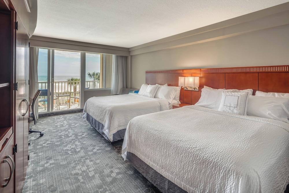 Courtyard by Marriott Jacksonville Beach Oceanfront photo 10