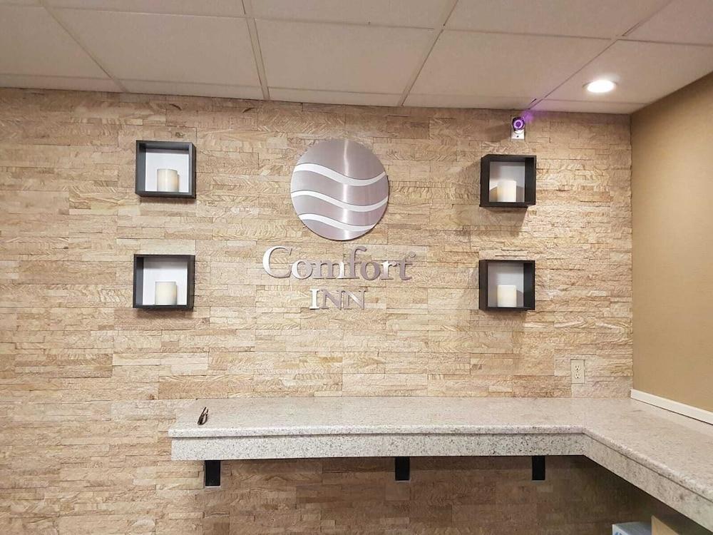 Comfort Inn Wethersfield - Hartford photo 20