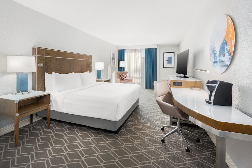Crowne Plaza Hotel Jacksonville Airport/I-95N by IHG photo 18