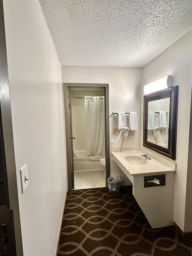 Travel Inn photo 15