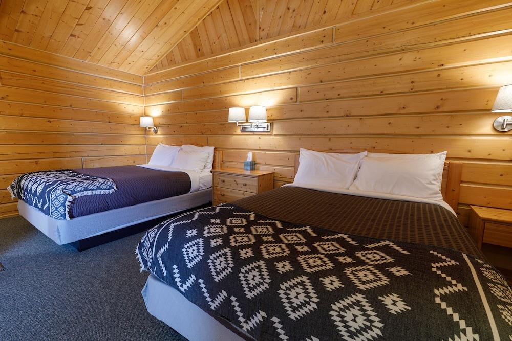 Sheep Mountain Lodge photo 7
