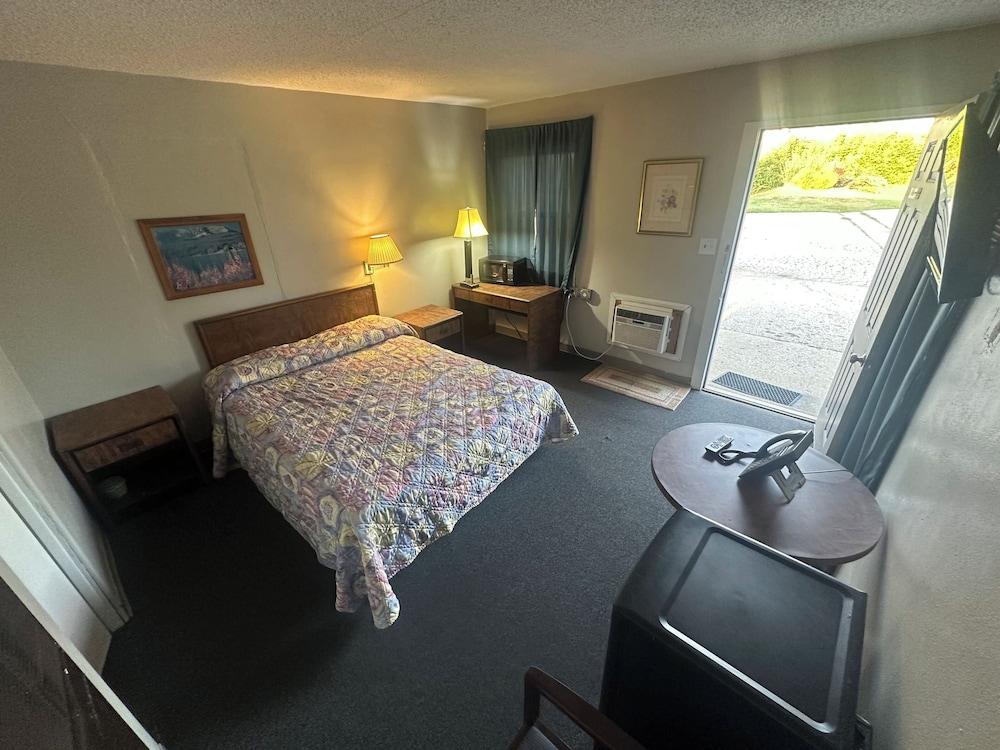 Oasis Inn Kenosha photo 5