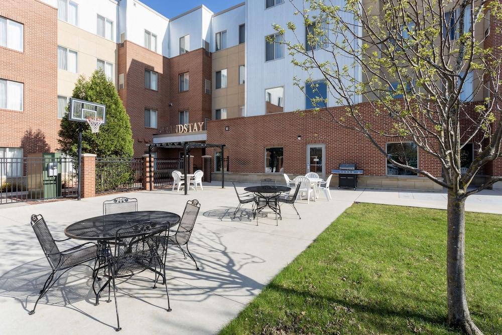 Grandstay Residential Suites Hotel - Sheboygan photo 16