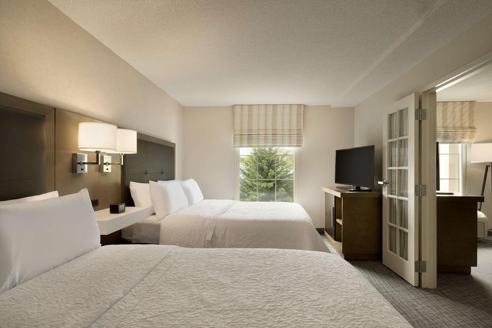 Hampton Inn & Suites Newport/Middletown photo 15