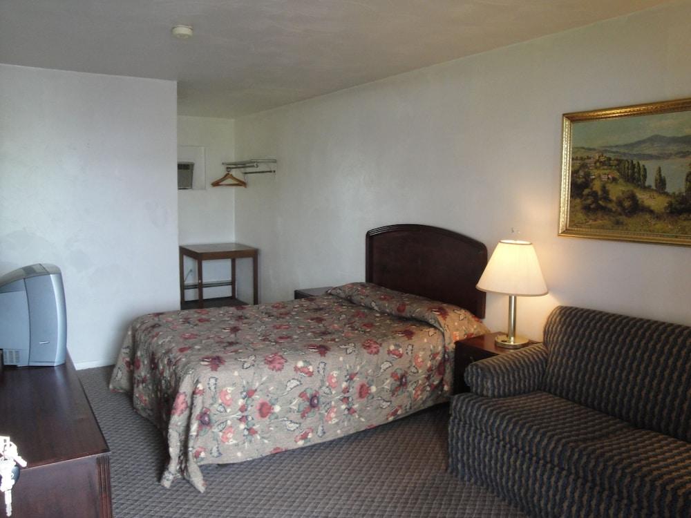 Budget Motel photo 13