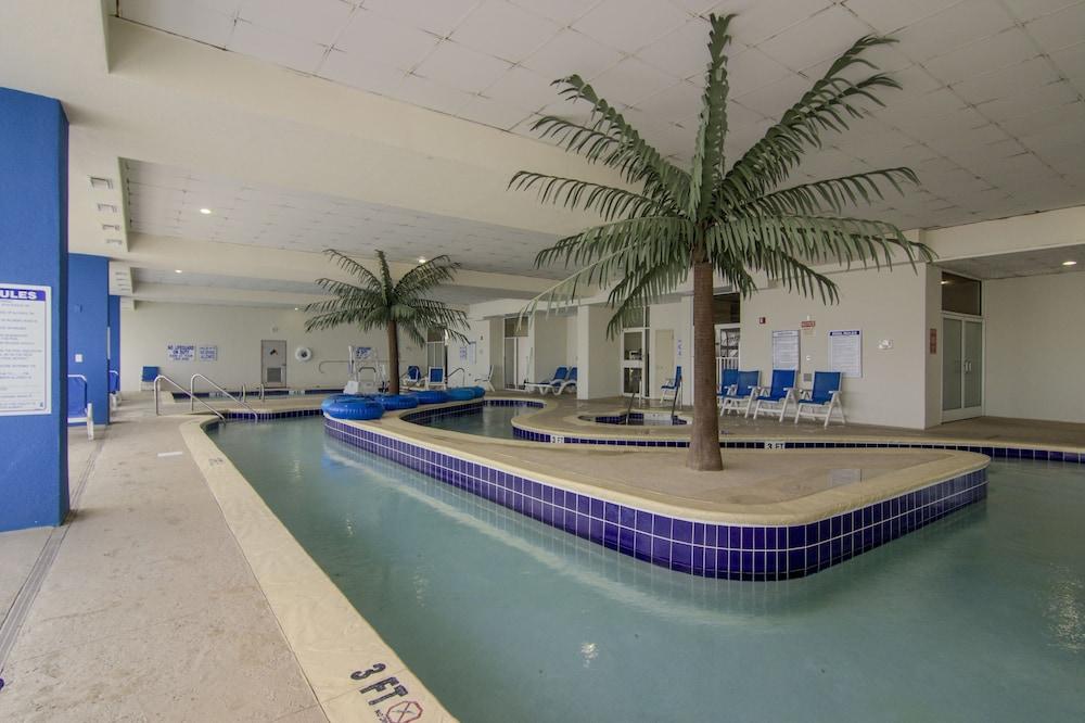 Sandy Beach Oceanfront Resort photo 63
