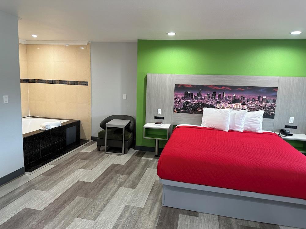 Garden Inn photo 24