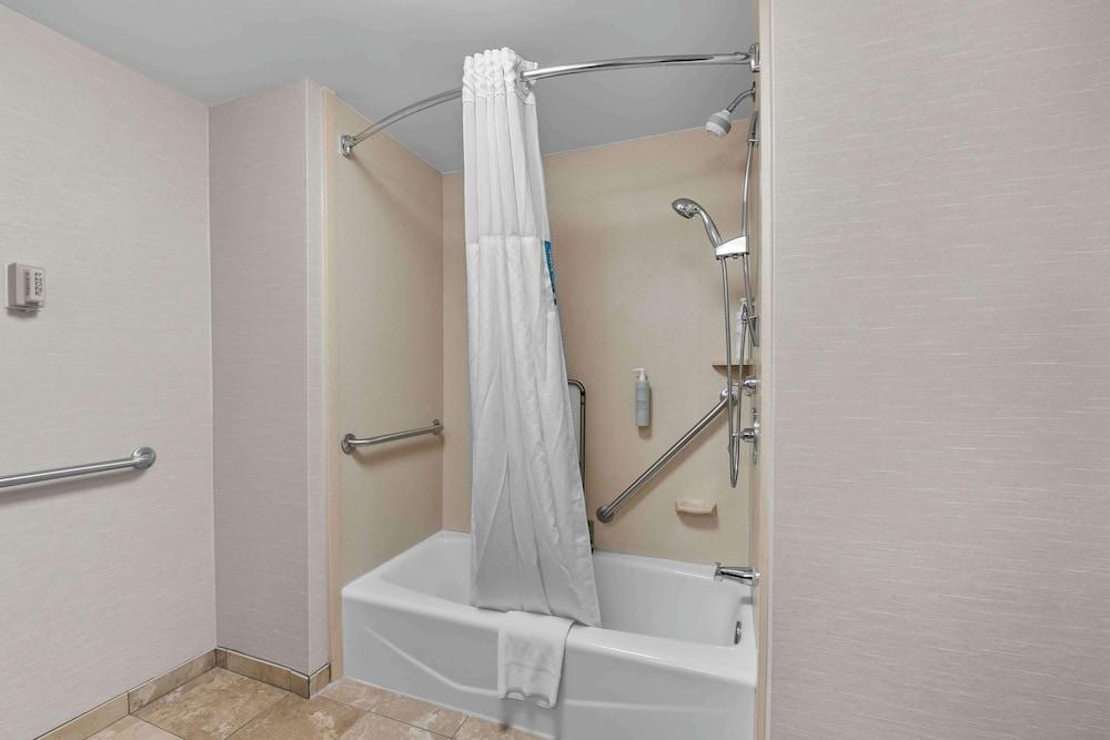 Hampton Inn & Suites St. Louis/South I-55 photo 45