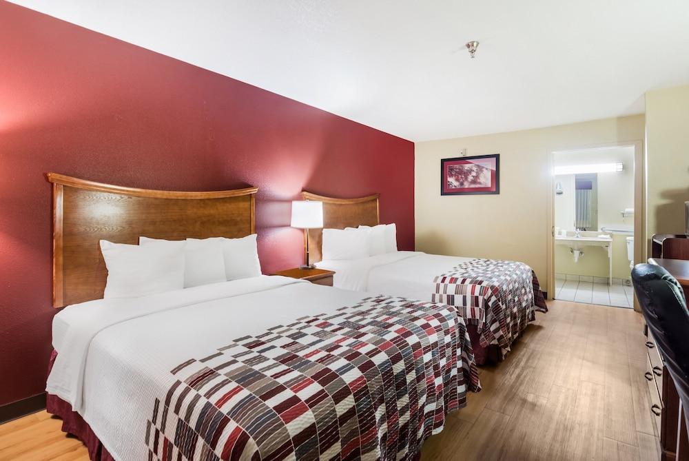 Red Roof Inn Conroe North - Willis photo 8