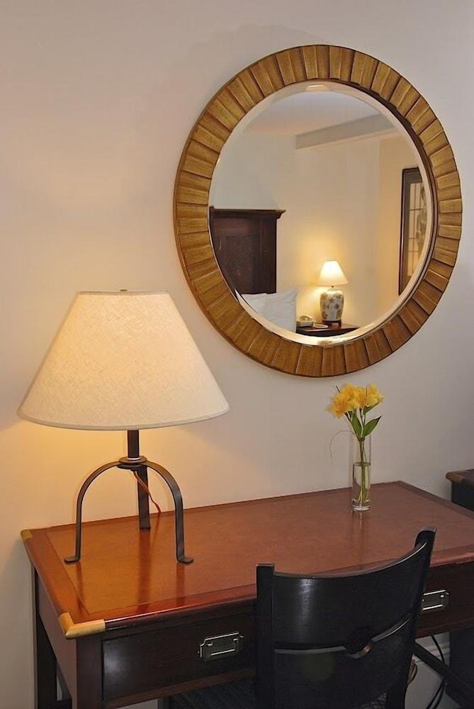 Jailhouse Inn photo 22