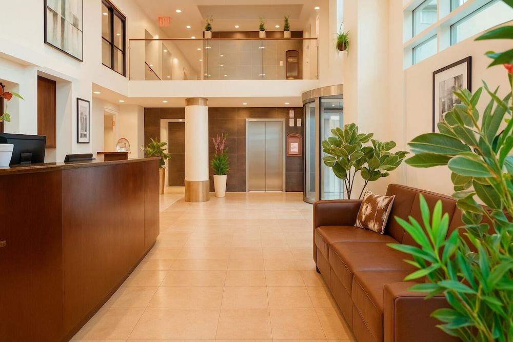 LIC Manhattan View Hotel photo 2