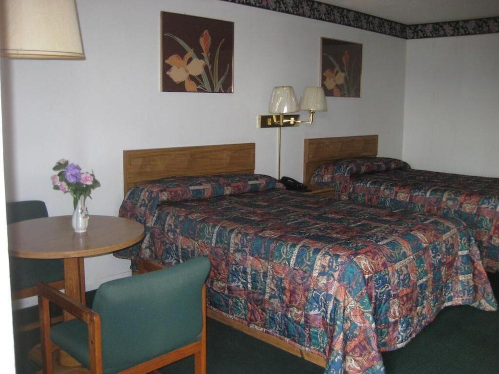 Sundown Inn — hotel in Burnet