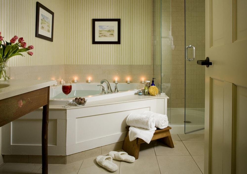 Lake Opechee Inn and Spa photo 18