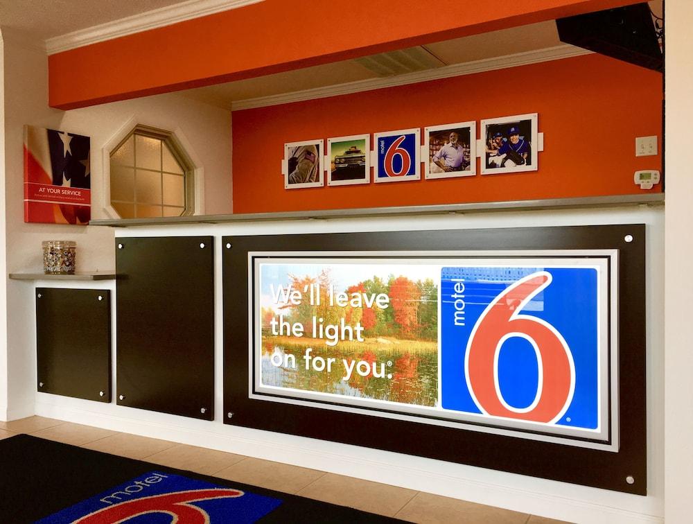 Motel 6 Hillsville, VA photo 4