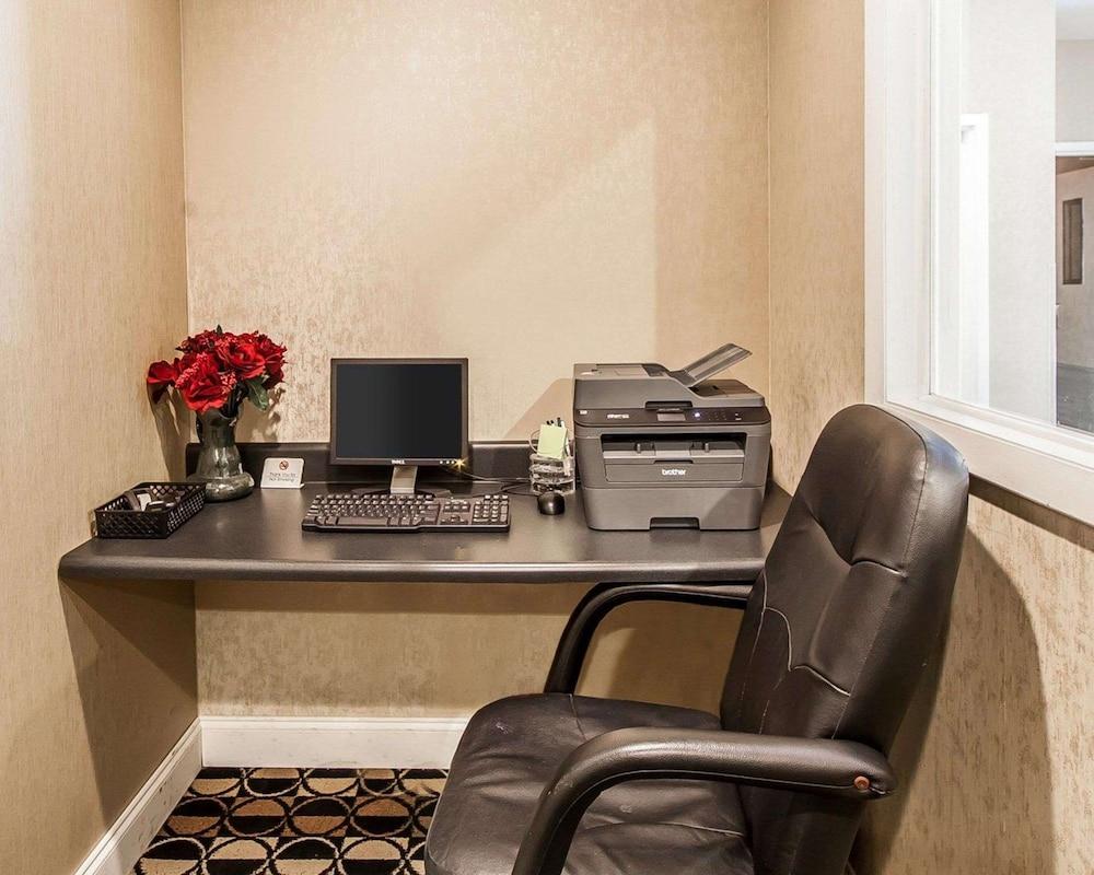 Quality Inn & Suites Bremen photo 28