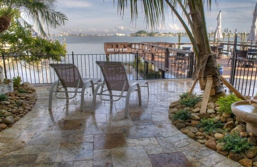 Pasa Tiempo Private Waterfront Resort - Adults Only photo 23